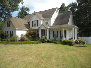 4BR 3.5BA home on large lot just mins out of town. Enjoy all the beautiful landscaping and huge oak trees from the large wrap around deck. Home features hardwood floors, gas fireplace, formal dining room, office, crown molding, & stainless steel appliances. Upstairs has a 2nd master suite and a large bonus room. Great home, come take a look.