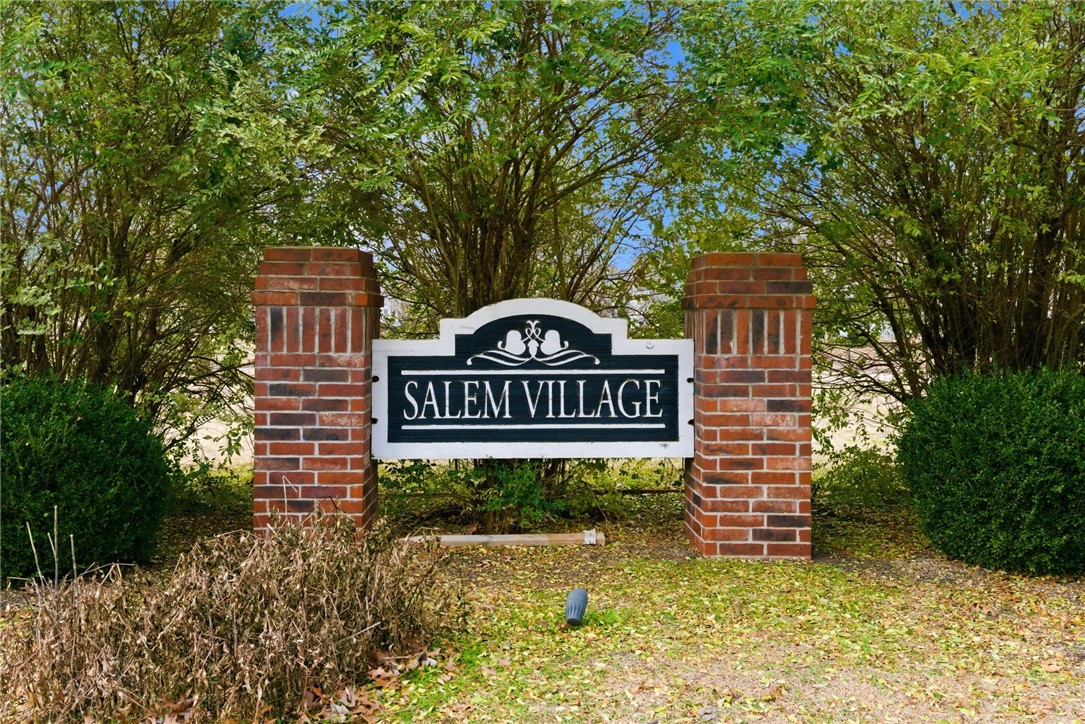 Salem Village Pud - Residential