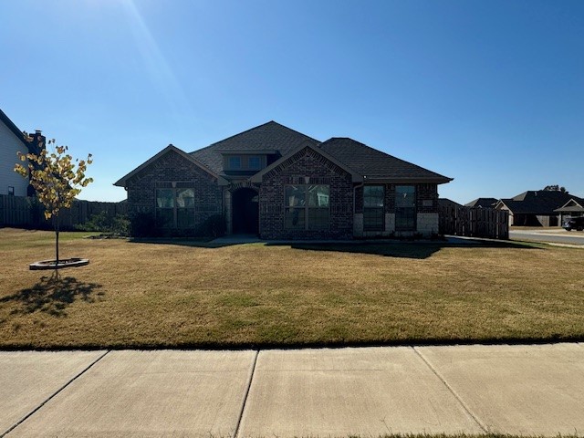 This stunning 4 bed, 2 bath home offers modern luxury in a prime Centerton location. Enjoy spacious living areas, a well-appointed kitchen, and a 2-car garage. With features like an open-concept floor plan, master suite with a private bathroom, Bentonville schools, easy access to nearby amenities, parks & recreation where you can enjoy outdoor activities and green spaces. Don't miss out on this amazing rental opportunity! Schedule a showing today to see this beautiful home in person.