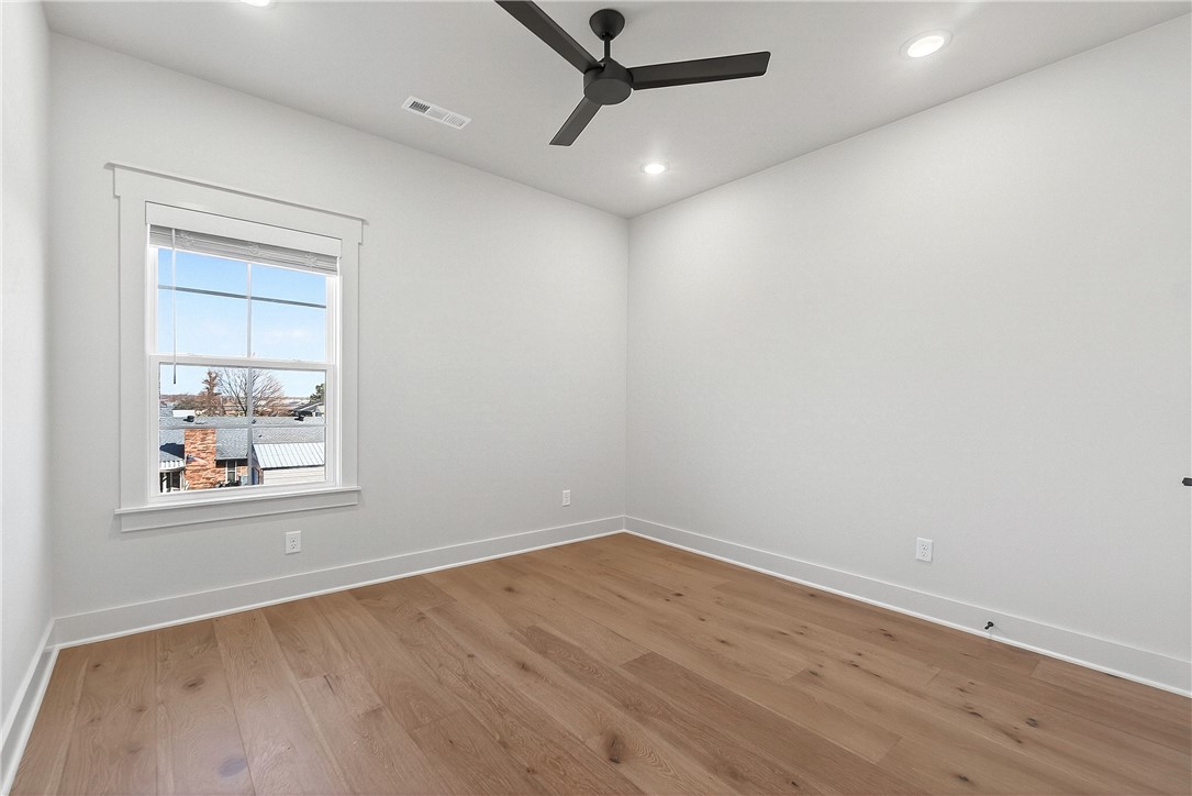 Seminole Park Sub Rogers - Residential