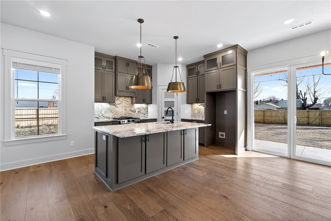 Seminole Park Sub Rogers - Residential