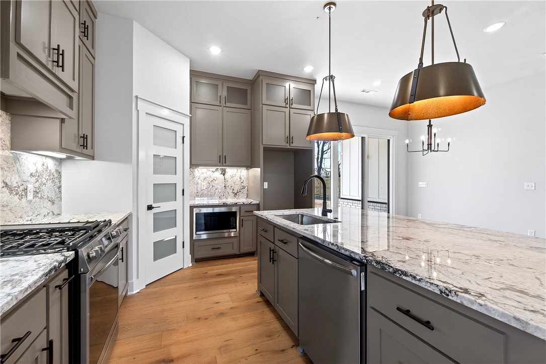 Seminole Park Sub Rogers - Residential