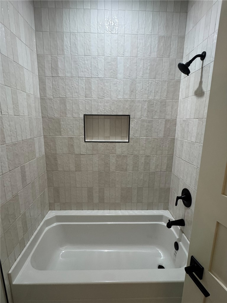 Seminole Park Sub Rogers - Residential