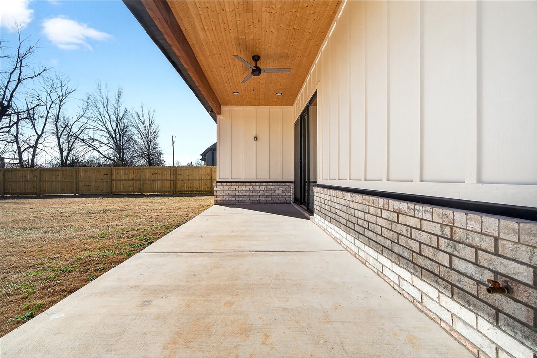 Seminole Park Sub Rogers - Residential