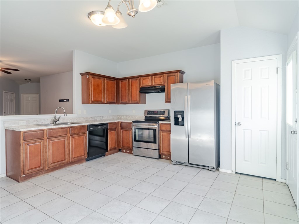 Kerelaw Castle Bentonville - Residential Lease