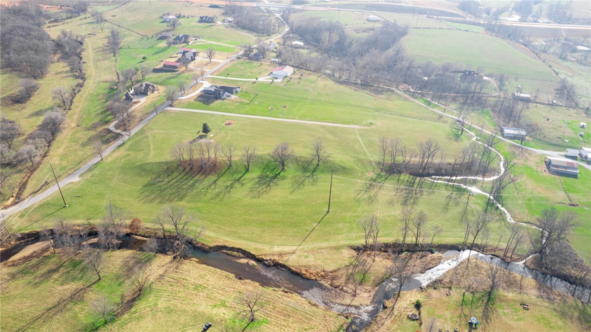 Tontitown Outlots 2000 Annex - Land