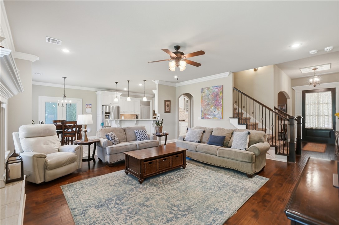 Lexington Sub Rogers - Residential