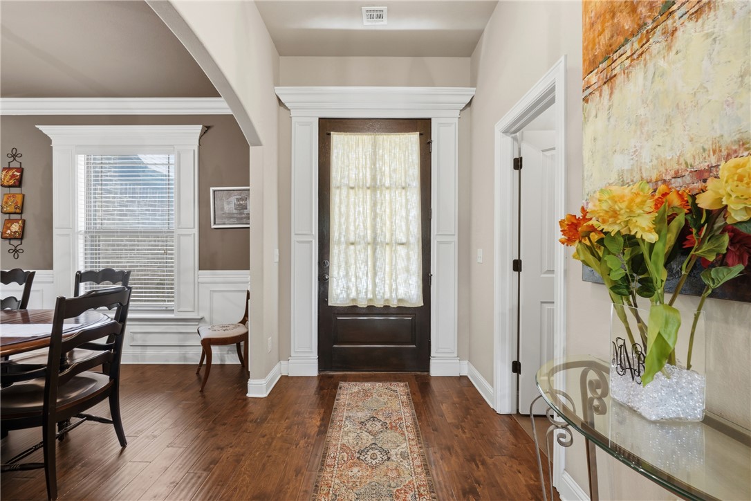 Lexington Sub Rogers - Residential