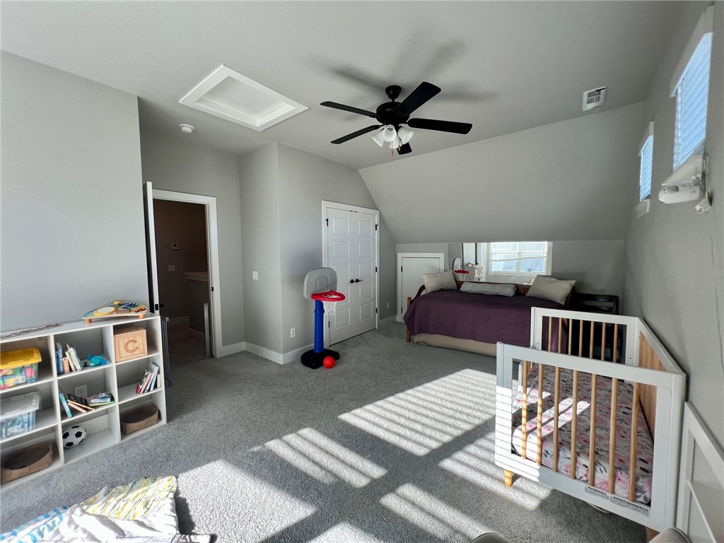 Grove Ph Iii, The Rogers - Residential Lease