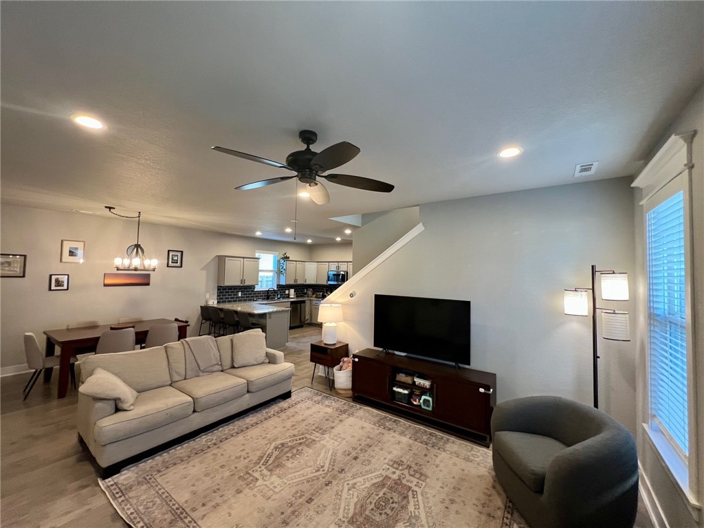 Grove Ph Iii, The Rogers - Residential Lease