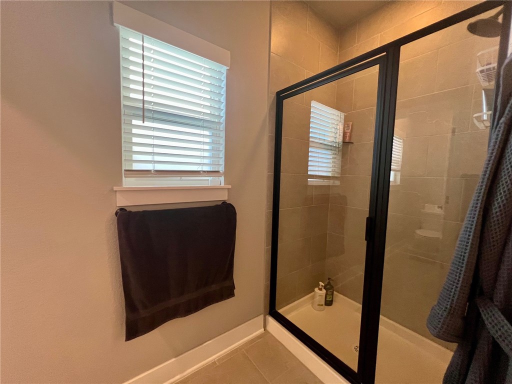 Grove Ph Iii, The Rogers - Residential Lease