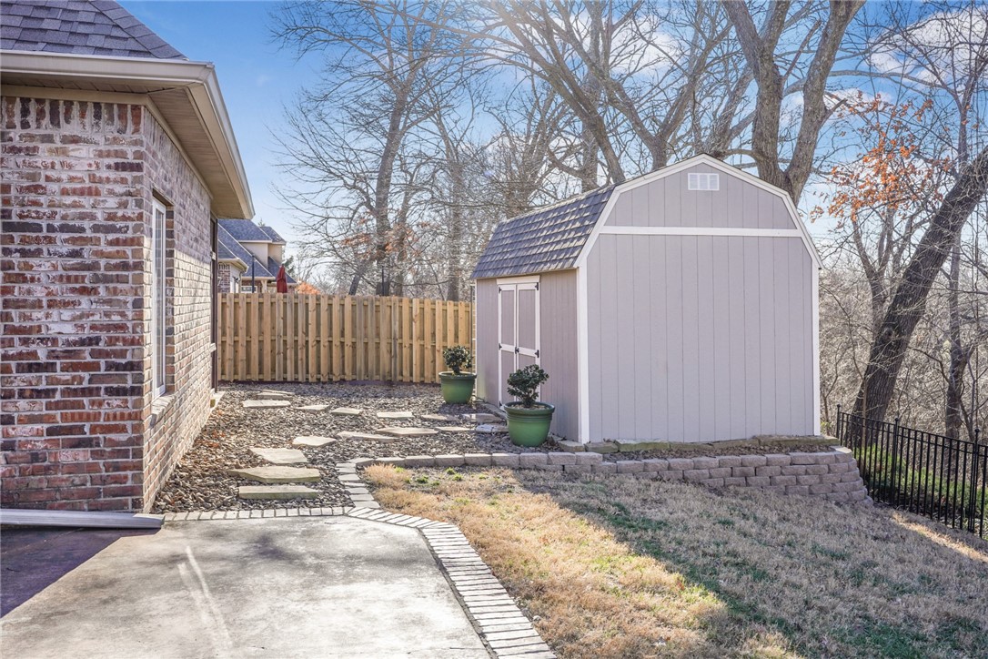 Bordeaux Sub Rogers - Residential