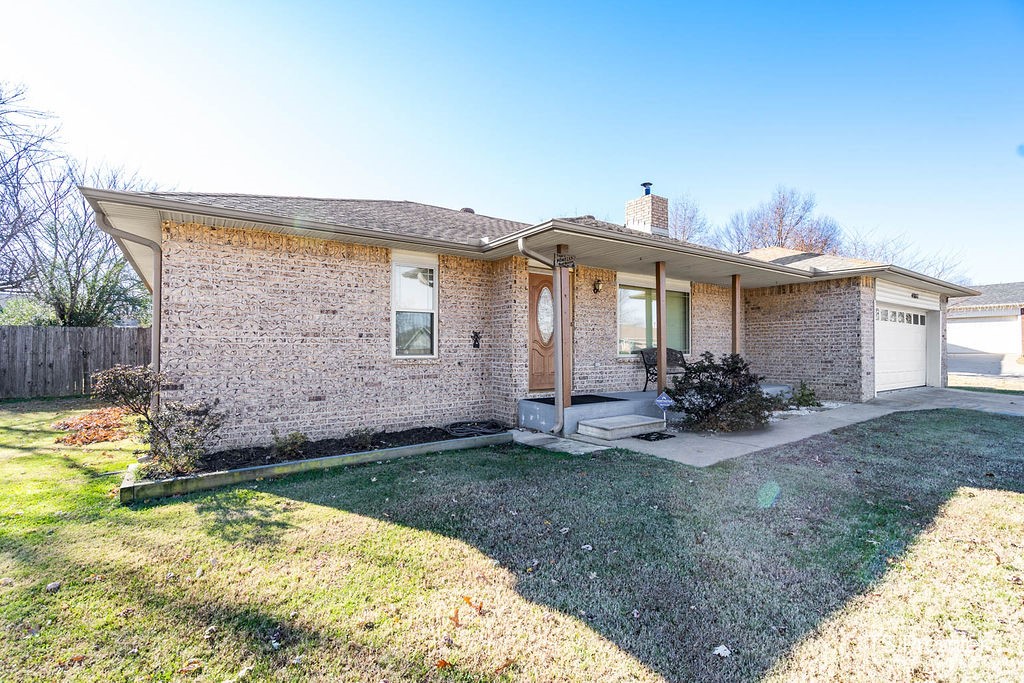 Amazing opportunity to own in desired location!! This very well maintained home is perfectly located on a quiet street walking distance to award winning schools, Tyson Park, and a quick drive to Arkansas Childrens NW, Arvest Ballpark, shopping, and business park! You'll have plenty of room in this spacious backyard to expand the garden or enjoy a little space to stretch out! New windows, garage door, and recently remodeled master bathroom! House features a split floor plan with large rooms and fireplace vents to heat rooms! This gem will not last long schedule a showing asap!!