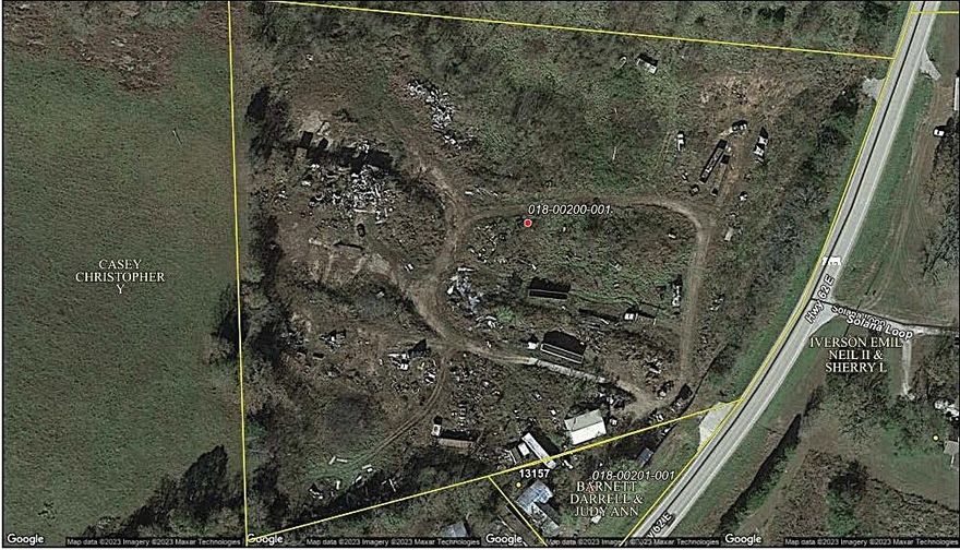 Scrap metal yard for sale with inventory and some equipment. Metal is high so come see this property! Strategically located between Harrison & Mountain Home on Hwy 412.
