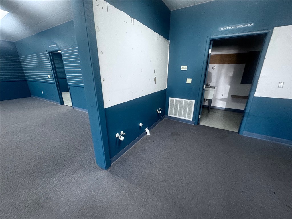 BIRD TRACTS - Commercial Lease