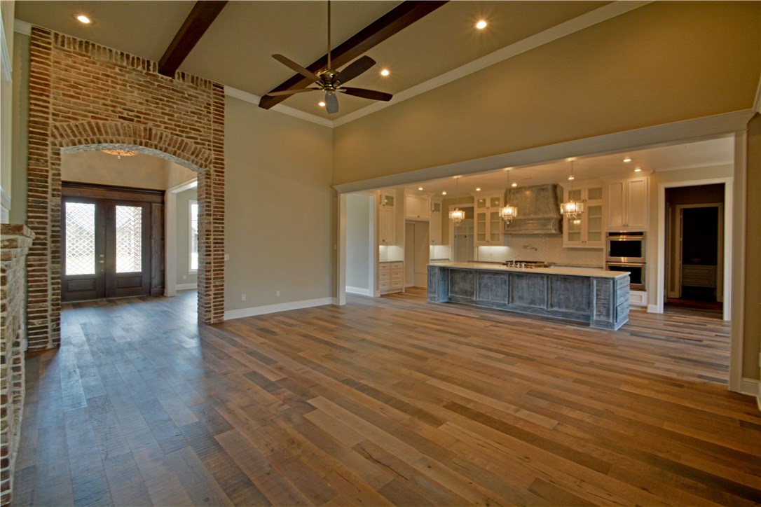 Oak Tree - Residential