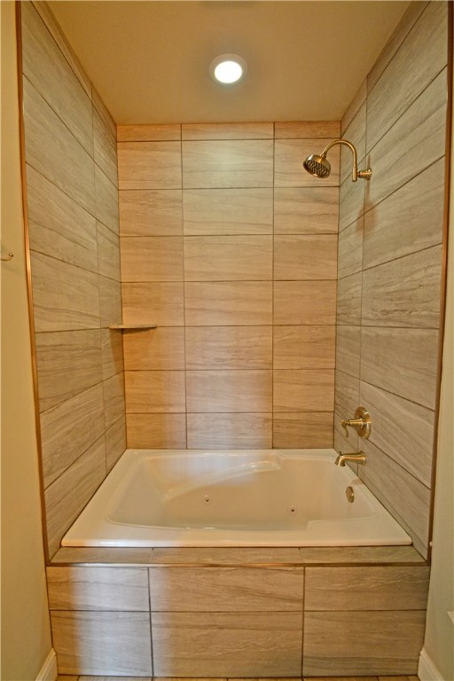 Oak Tree - Residential