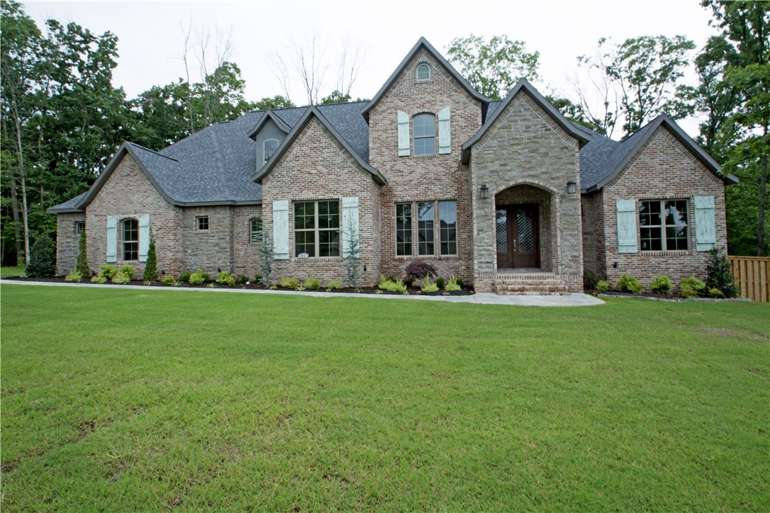 Oak Tree - Residential