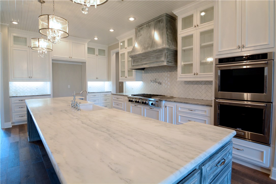 Oak Tree - Residential