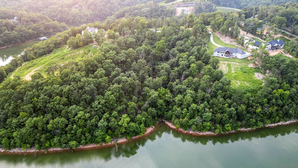 Hawks Landing On Beaver Lake Rurban - Land
