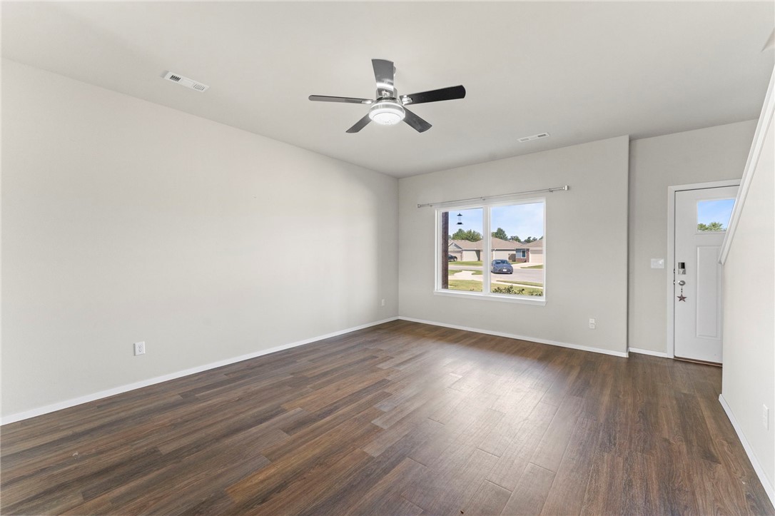 Willow Creek Ph 2 Rogers - Residential
