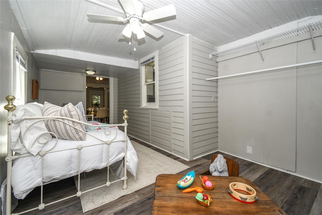 Gentry Orig-Gentry - Residential