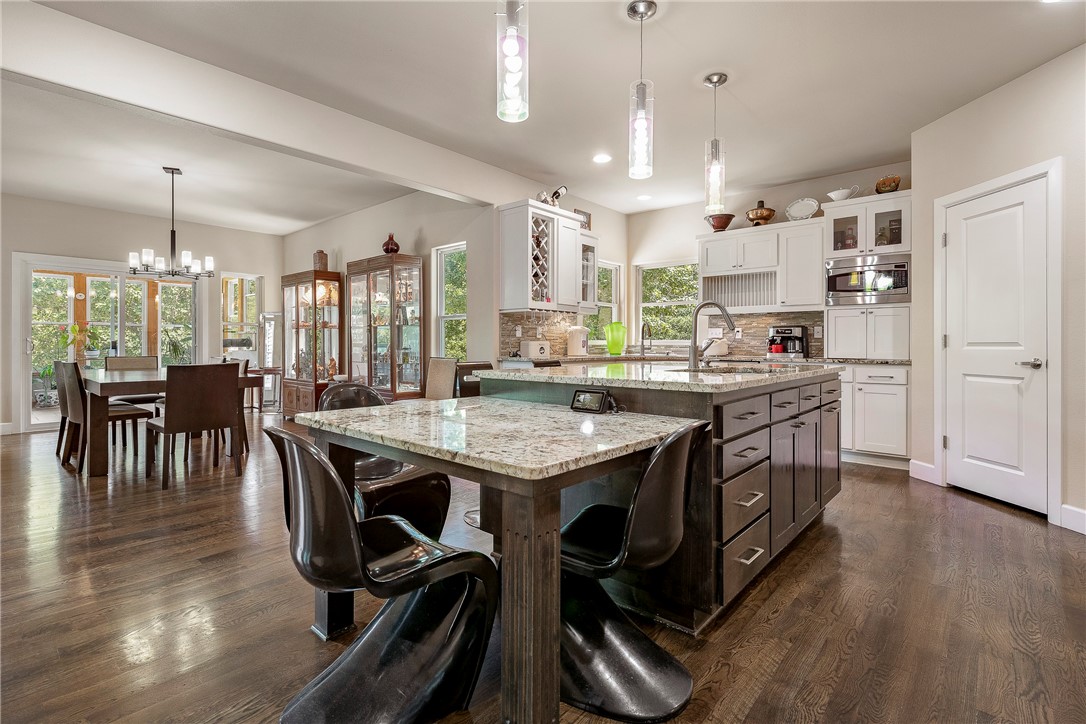 Brittany Sub Bvv - Residential