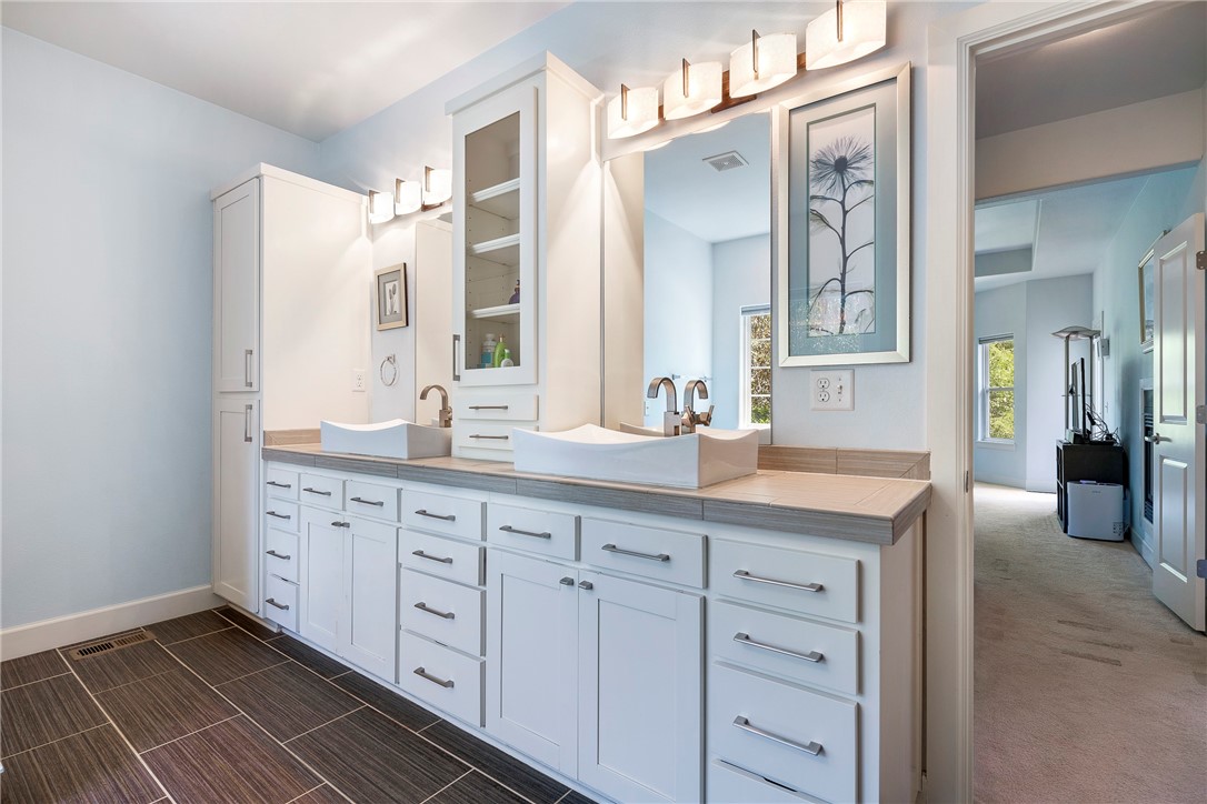 Brittany Sub Bvv - Residential