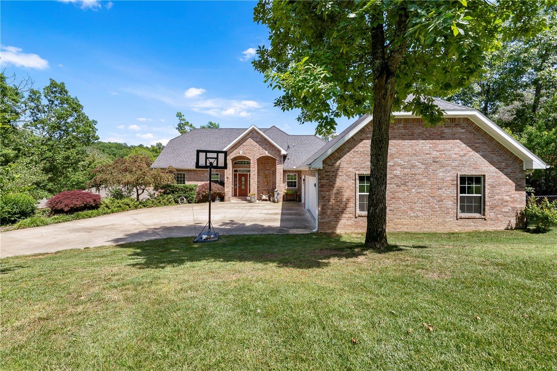 Brittany Sub Bvv - Residential