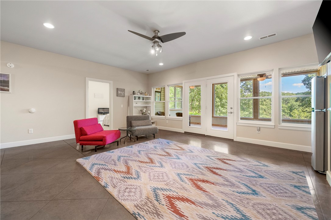 Brittany Sub Bvv - Residential