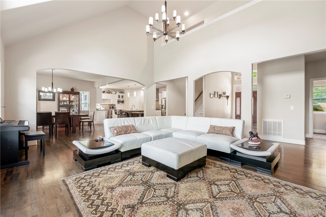 Brittany Sub Bvv - Residential