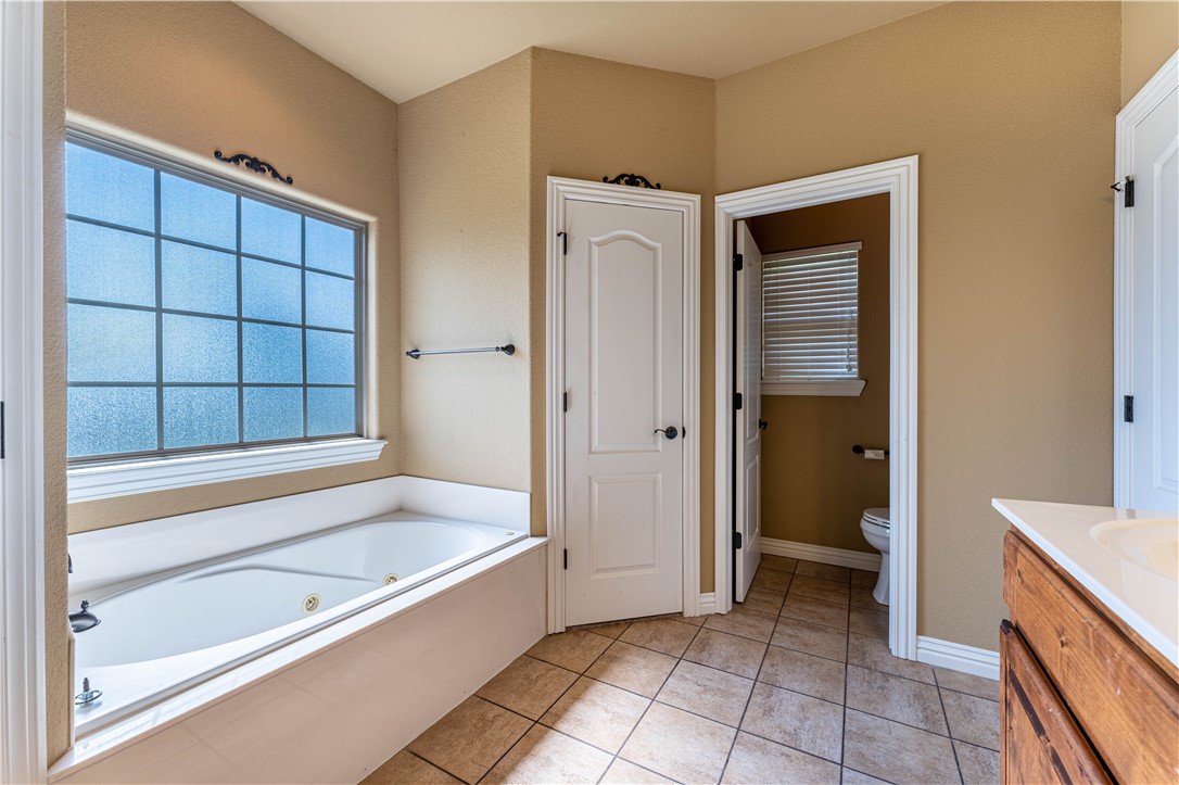 27-16-31 FARMINGTON OUTLOTS - Residential Lease