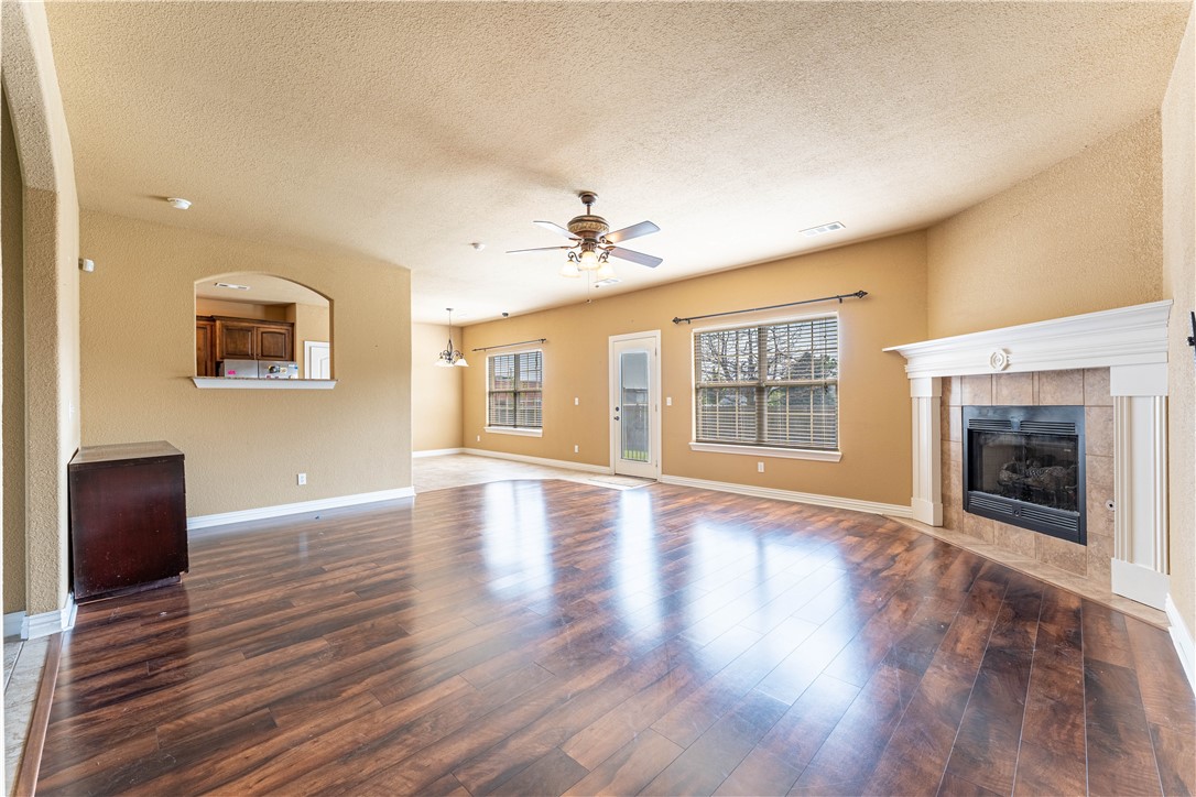 27-16-31 FARMINGTON OUTLOTS - Residential Lease