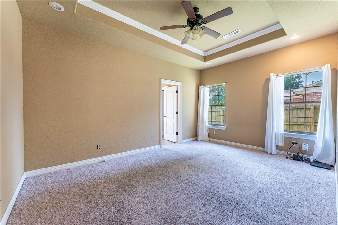 27-16-31 FARMINGTON OUTLOTS - Residential Lease