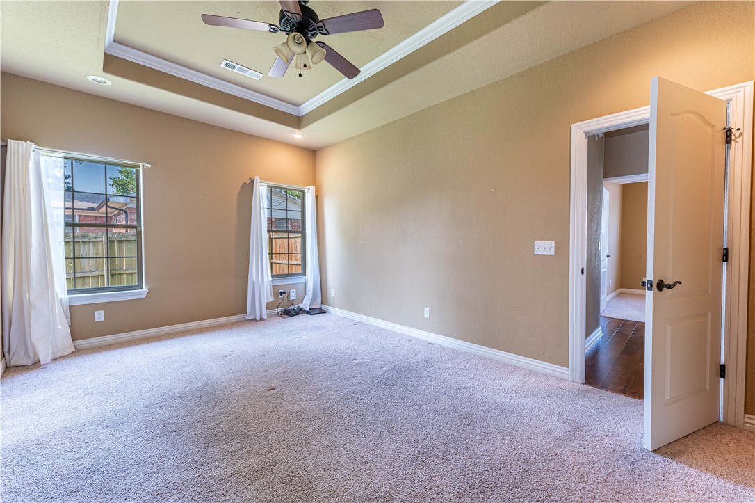 27-16-31 FARMINGTON OUTLOTS - Residential Lease