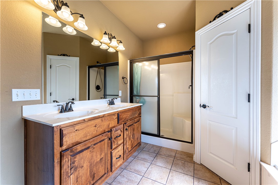 27-16-31 FARMINGTON OUTLOTS - Residential Lease