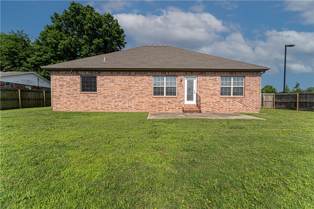 27-16-31 FARMINGTON OUTLOTS - Residential Lease