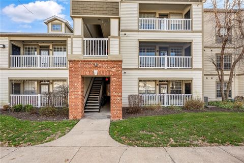 Photo of 4261 Meadow Creek Circle 204 #204, Fayetteville, AR 72703 (MLS # 1330663)