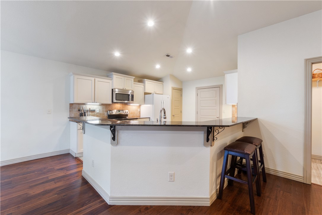 Edens Court Centerton - Residential