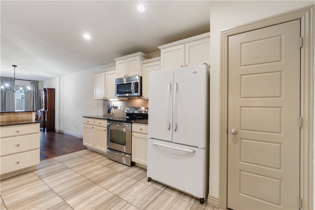 Edens Court Centerton - Residential