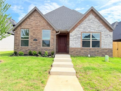Photo of 2905 SW Lovely Lane, Bentonville, AR 72713 (MLS # 1352764)