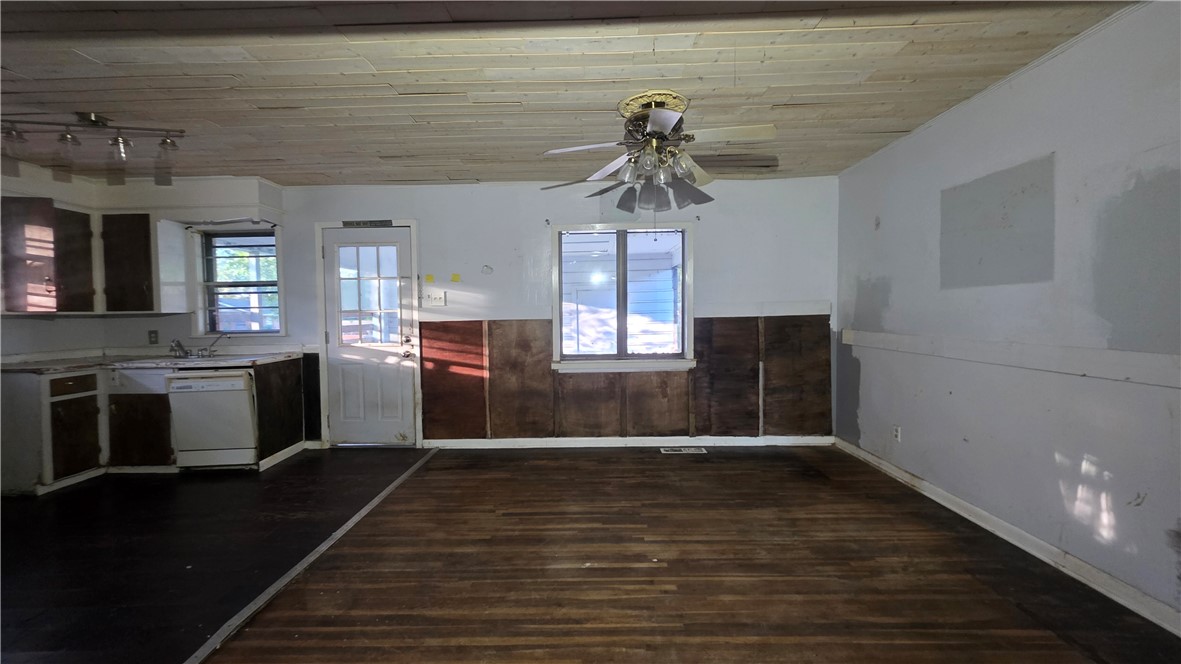 Arthur F Jones - Residential