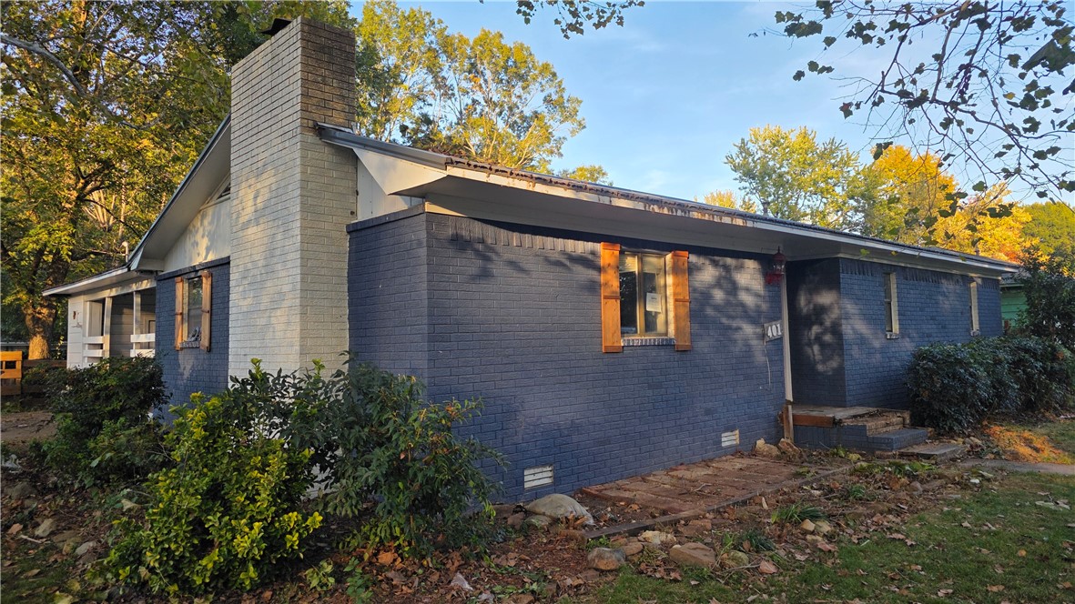 Arthur F Jones - Residential