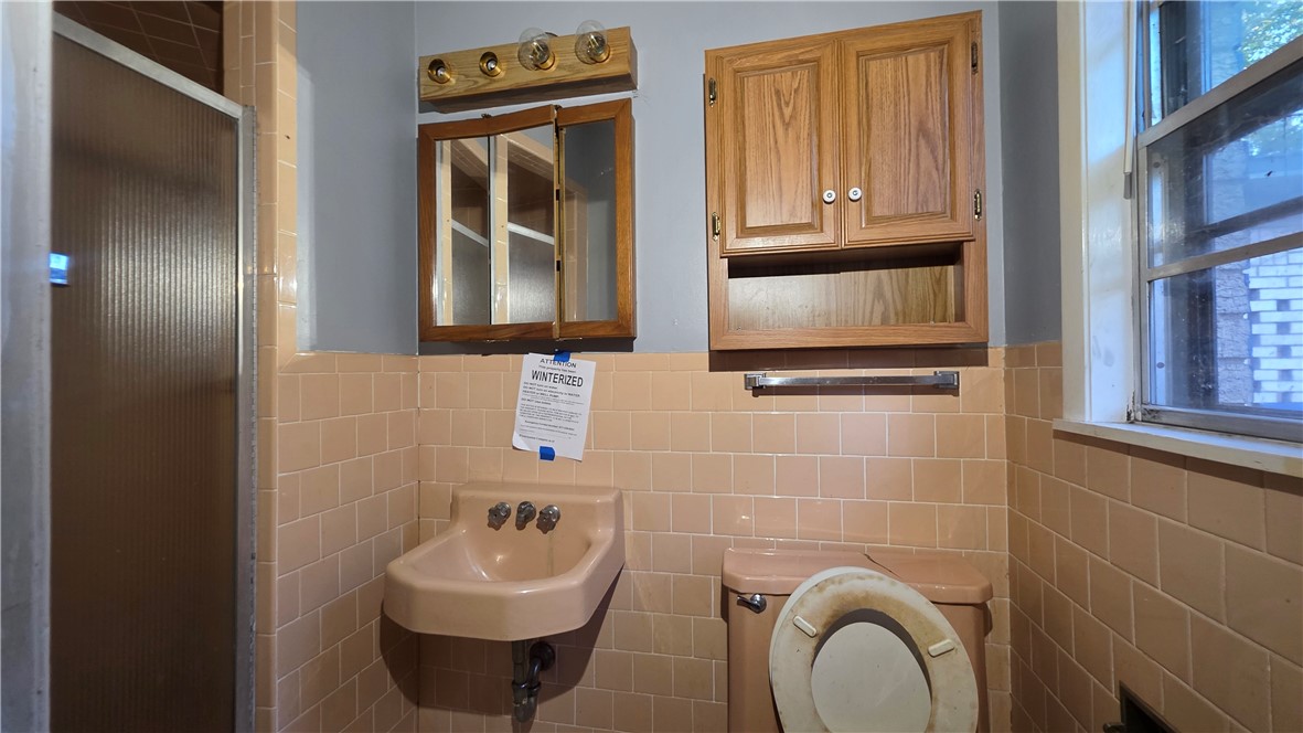 Arthur F Jones - Residential