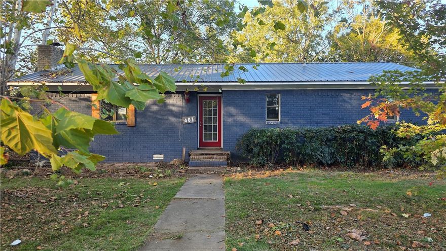 This property has great potential but will require repairs to reach its full charm. The structure may show signs of wear—perhaps needing updates to flooring, or interior fixtures—making it an ideal project for a handy homeowner or investor ready to add personal touches. Despite its need for renovation, the home sits in a convenient and vibrant part of Russellville. Living in this area offers several amenities: close proximity to schools, local parks, and Russellville's downtown scene with its unique shops and restaurants.