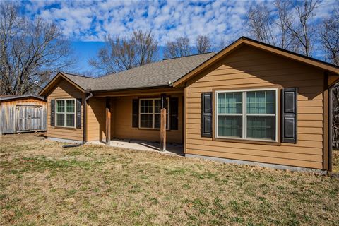 Photo of 12238 Cavewood Road, Rogers, AR 72756 (MLS # 1336585)