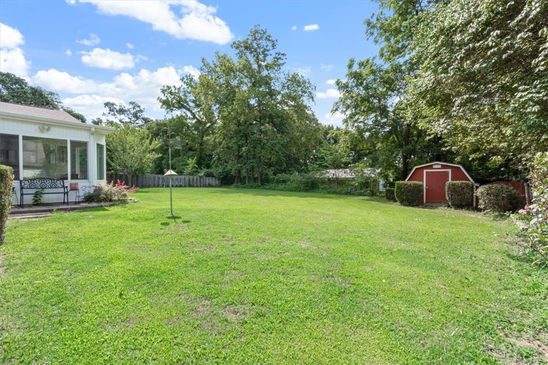 University View Sub Siloam Spgs - Residential