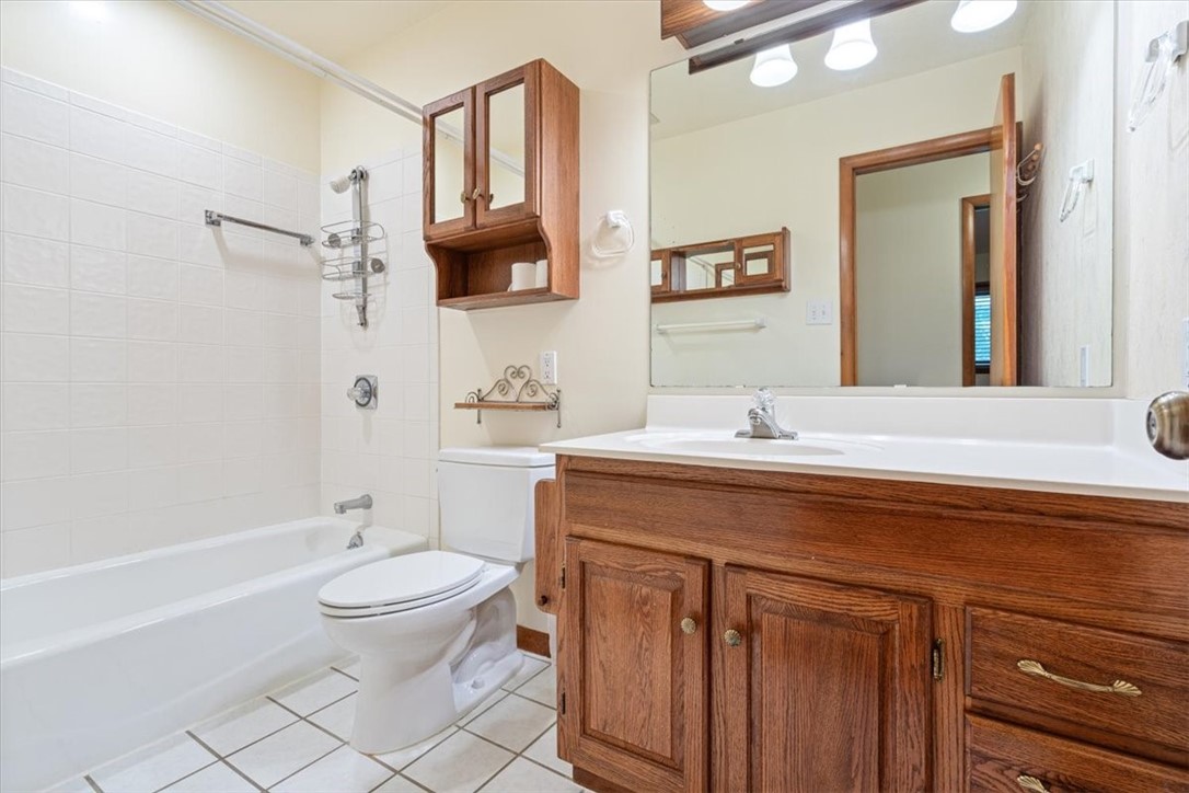 University View Sub Siloam Spgs - Residential