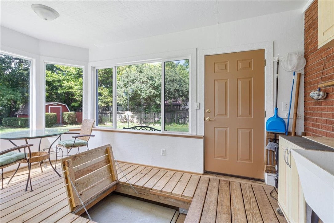 University View Sub Siloam Spgs - Residential