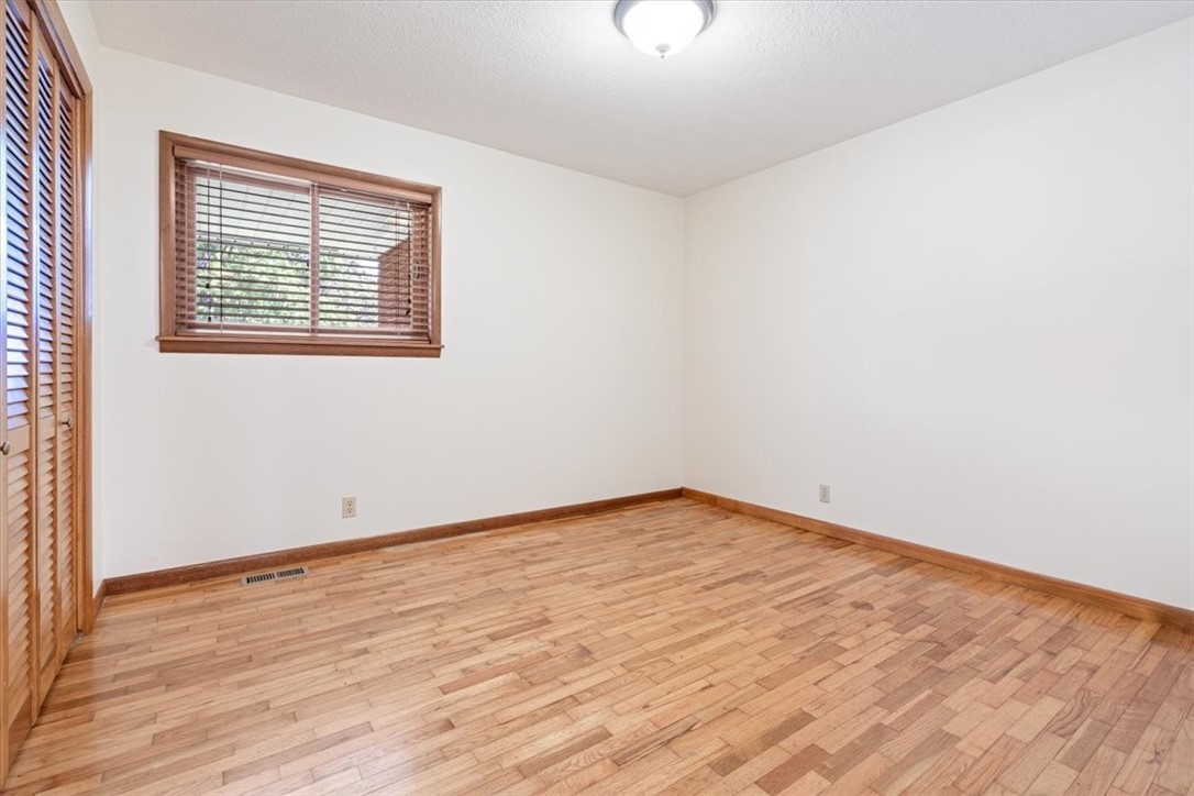 University View Sub Siloam Spgs - Residential